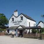 Restaurants & pubs near The Hive at 52